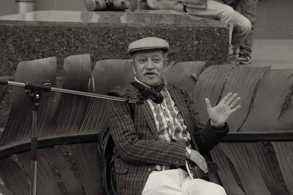 Изображение позиции: Вадим Жук. Про любовь, про разлуку, про деревья и здания